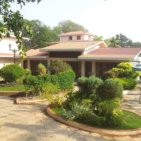 Paradise Villas & Resort-3